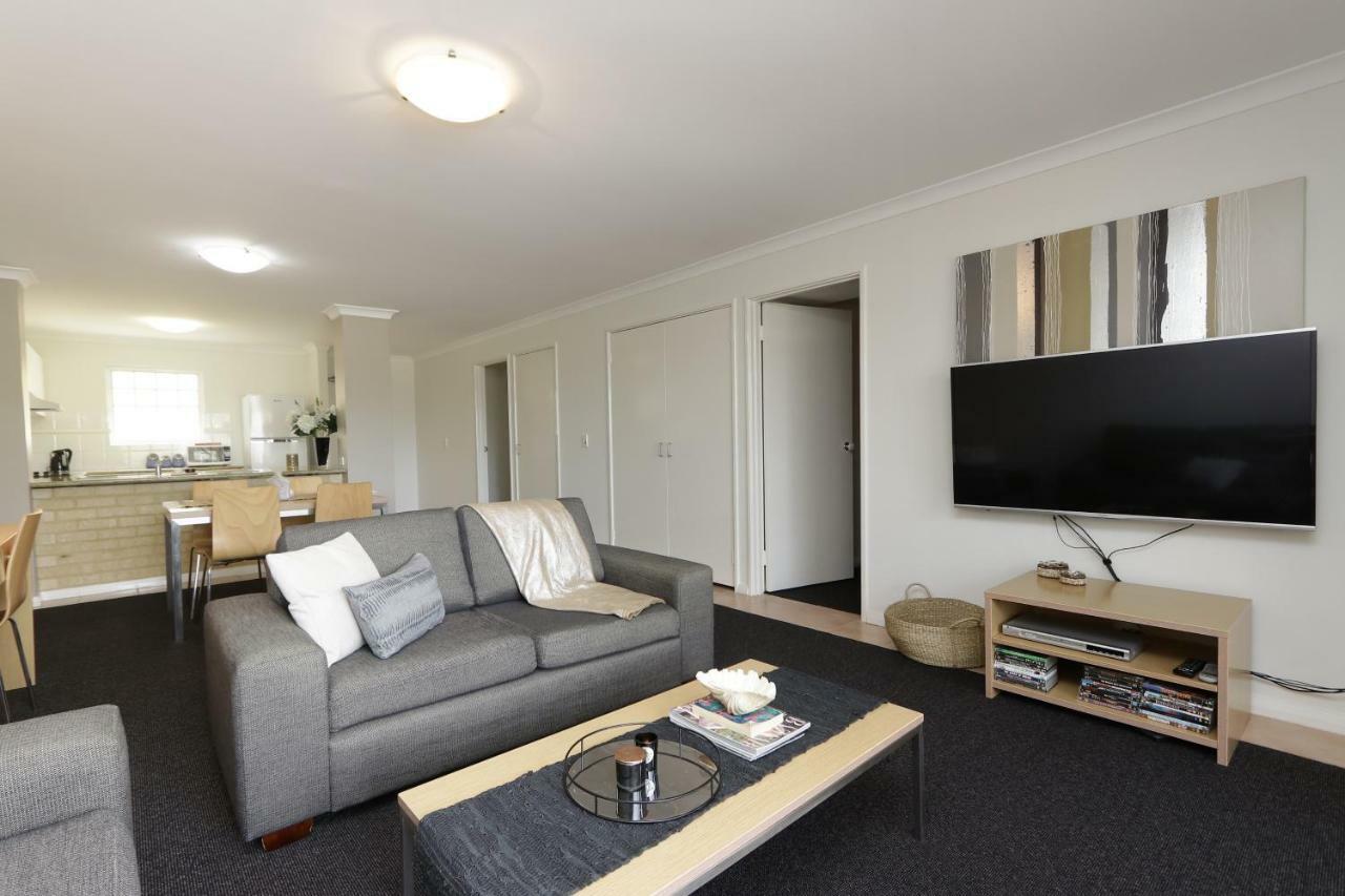 Hillarys Marina Apartment 퍼스 외부 사진
