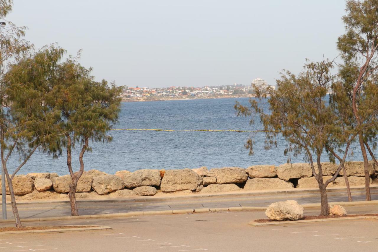 Hillarys Marina Apartment 퍼스 외부 사진